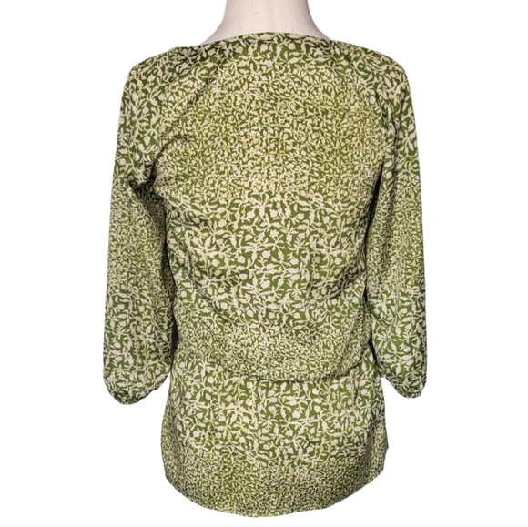 Banana Republic Green Floral Peplum Top - Picture 3 of 9